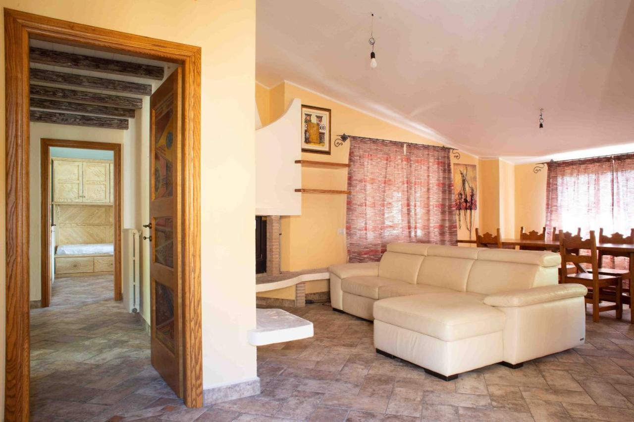 Casa Pilighitta Lägenhet Dorgali Exteriör bild